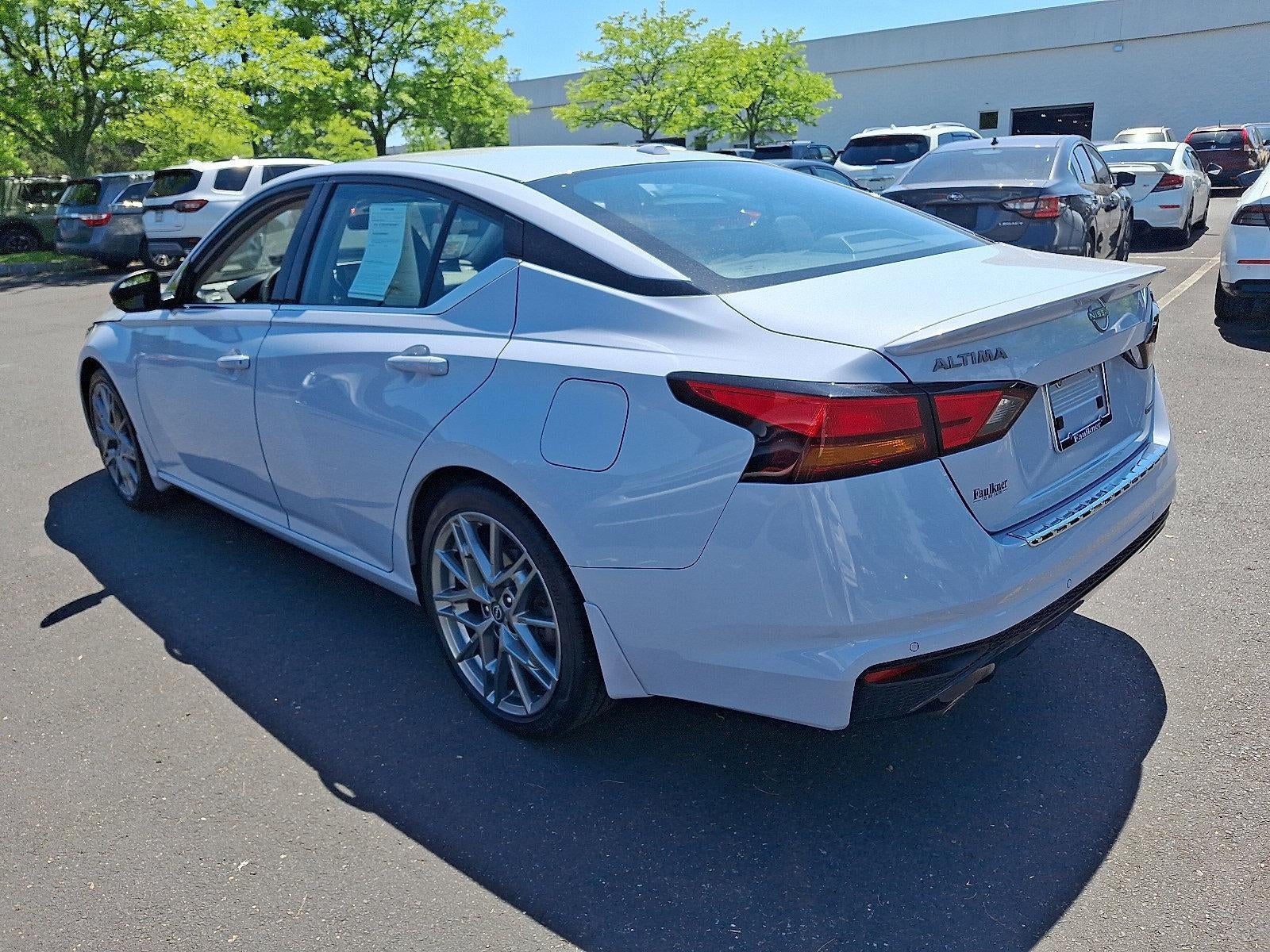 2023 Nissan Altima 2.0 SR Sedan
