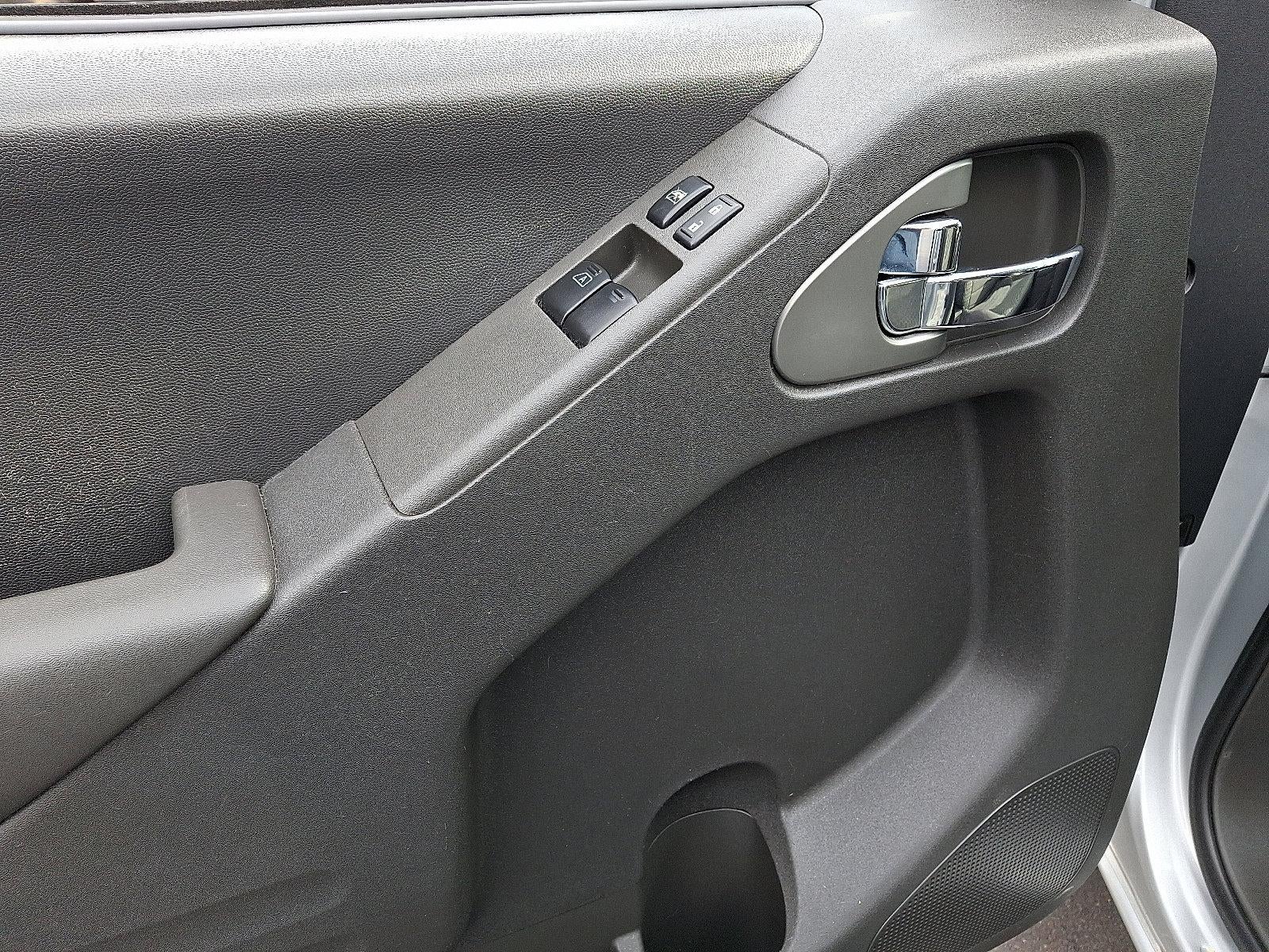 2018 Nissan Frontier King Cab 4x4 SV V6 Auto