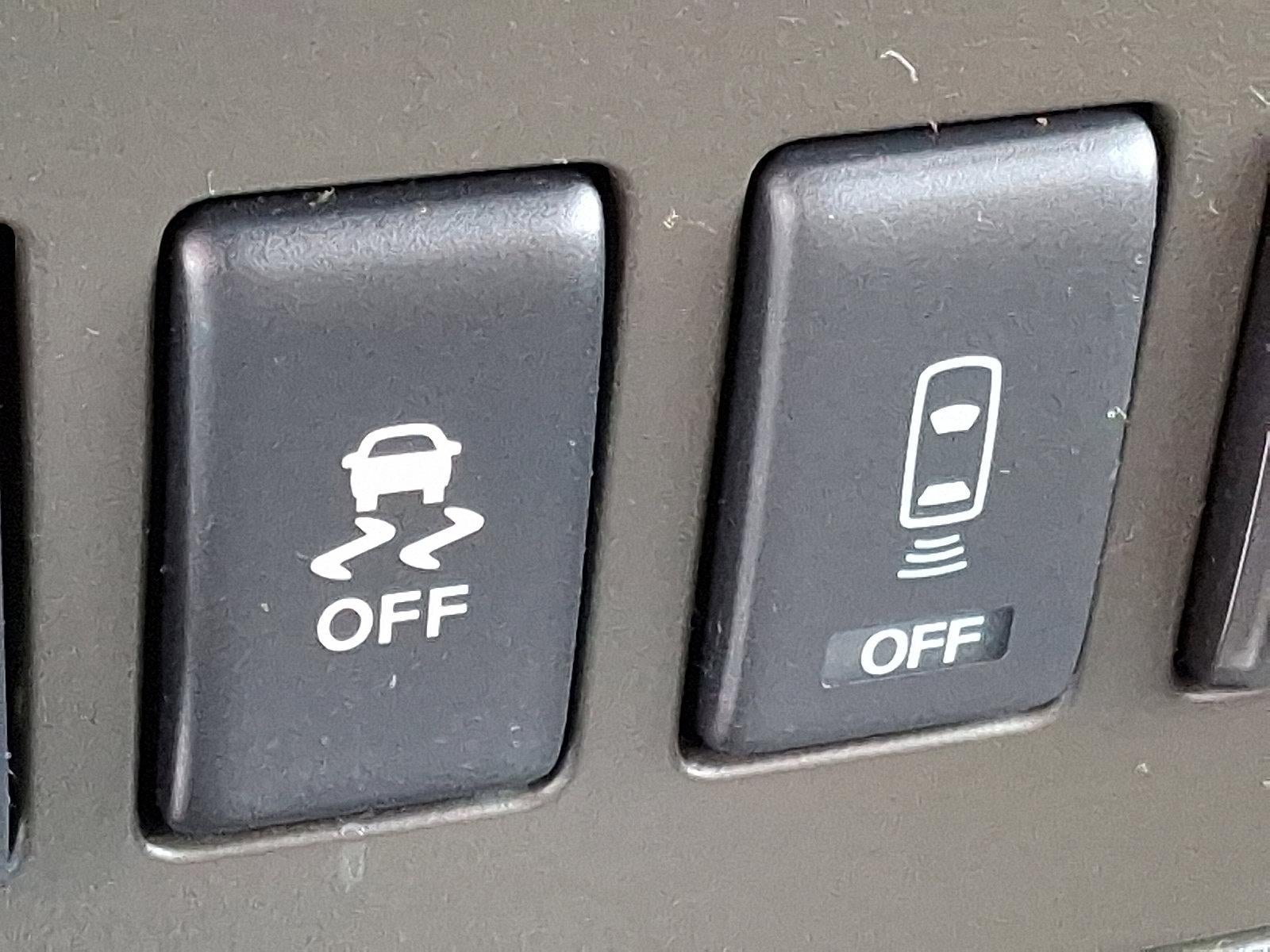 2018 Nissan Frontier King Cab 4x4 SV V6 Auto