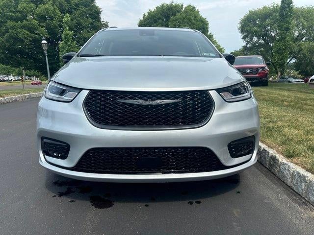 2026 Chrysler Pacifica Limited AWD