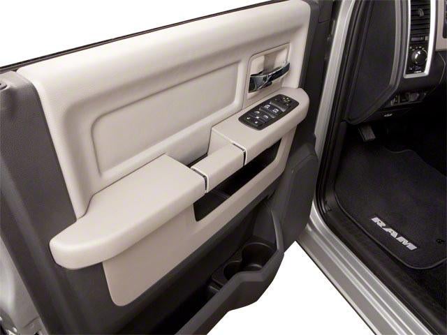 2012 RAM 2500 4WD Crew Cab 6.4 Ft Box Big Horn