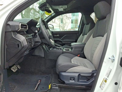 2025 Toyota Tacoma 4WD 4WD TRD Sport Double Cab 5' Bed MT (Natl)