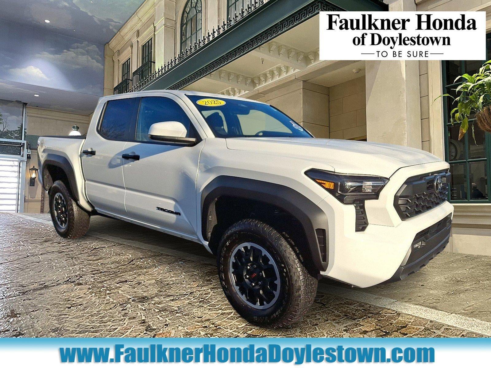 2025 Toyota Tacoma 4WD 4WD TRD Off Road Double Cab 5' Bed AT (Natl)