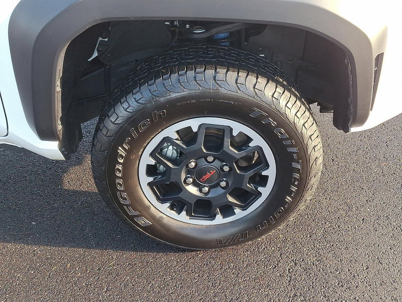 2025 Toyota Tacoma 4WD 4WD TRD Off Road Double Cab 5' Bed AT (Natl)