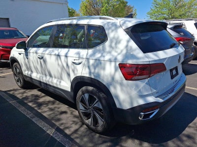 2023 Volkswagen Taos SE 4MOTION