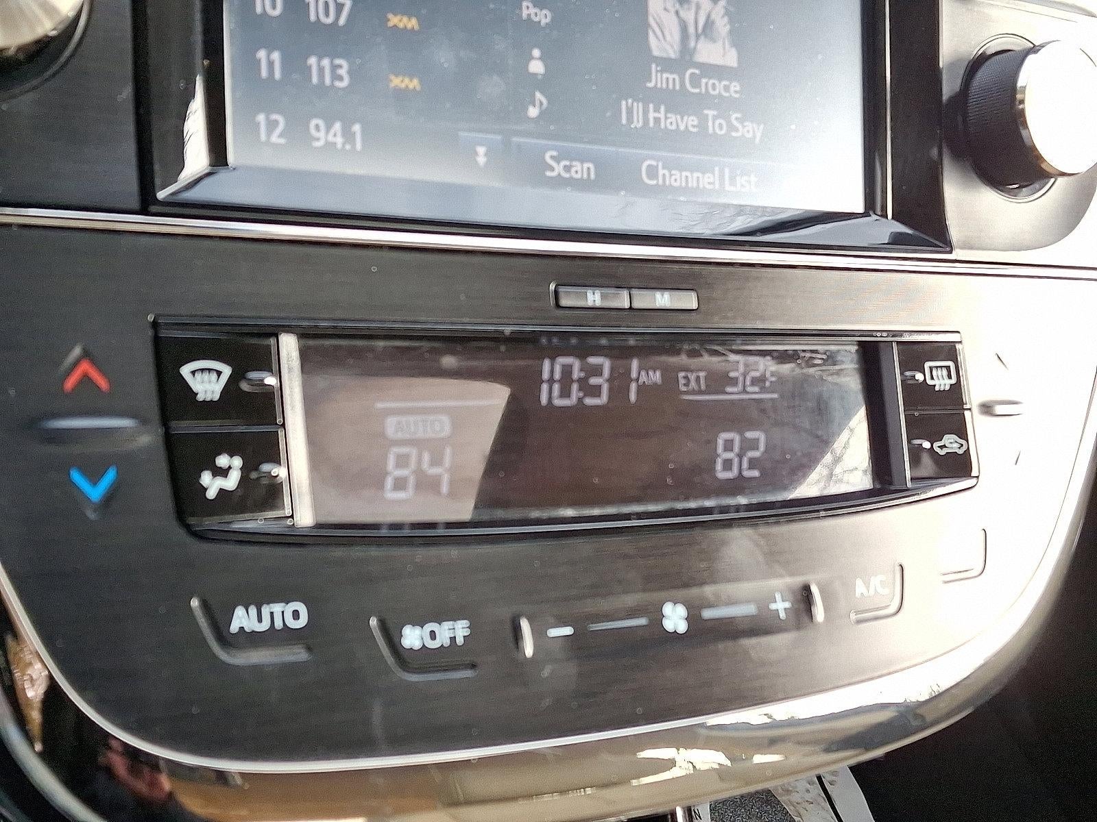 2016 Toyota Avalon Hybrid 4dr Sdn XLE Plus (Natl)