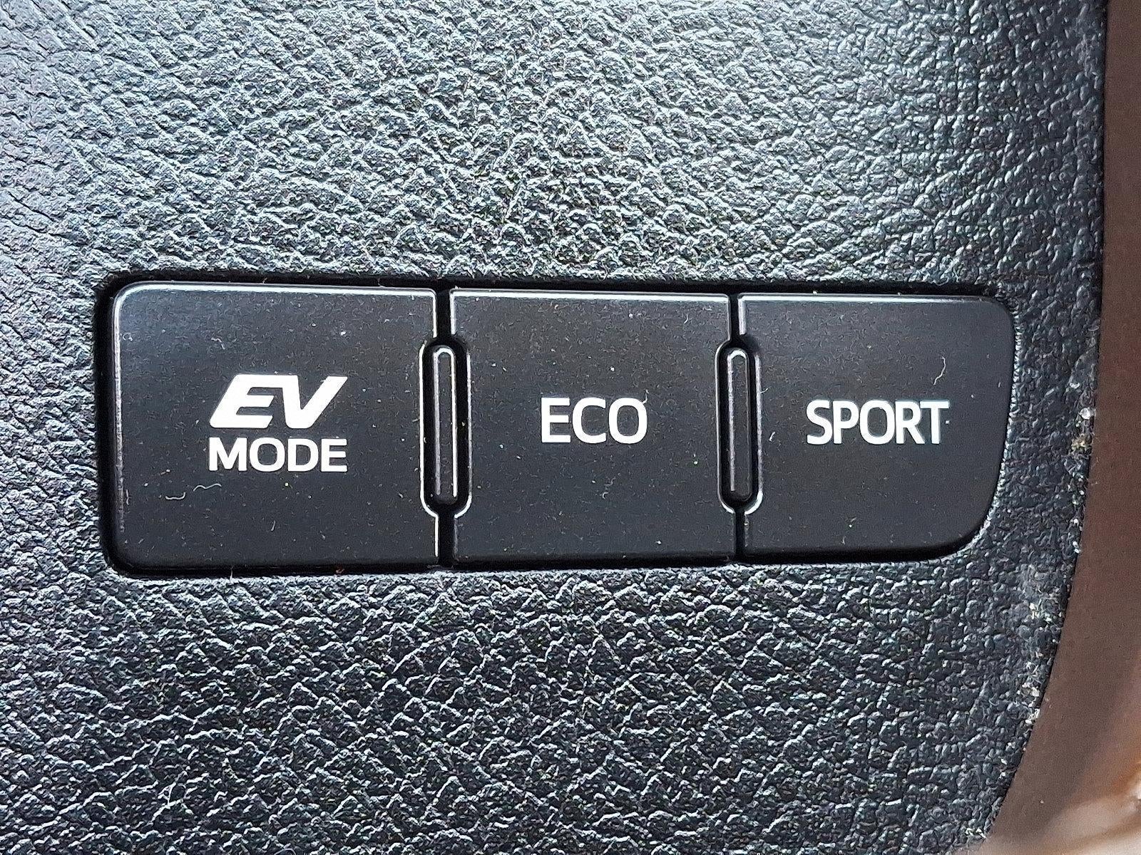 2016 Toyota Avalon Hybrid 4dr Sdn XLE Plus (Natl)