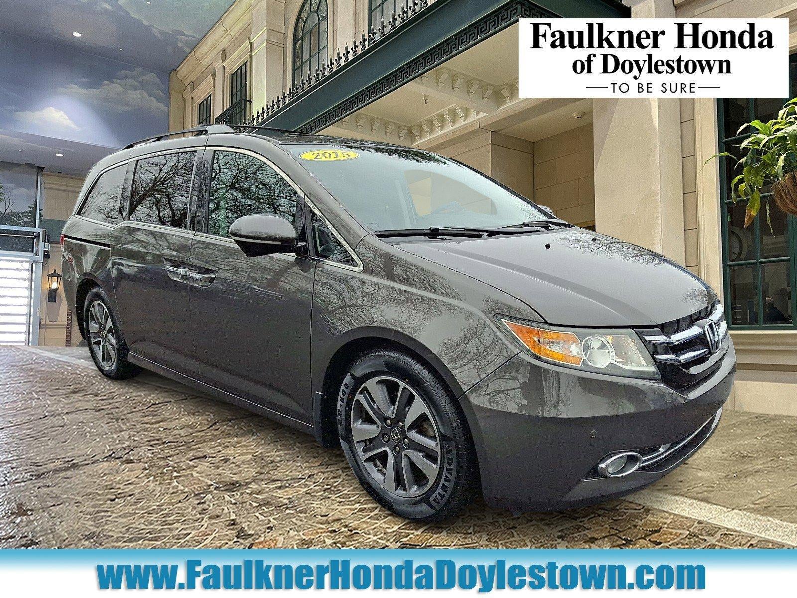 2015 Honda Odyssey Touring with DVD Rear Entertainment System and Navigation