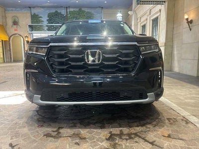 2023 Honda Pilot EX-L 8 Passenger AWD