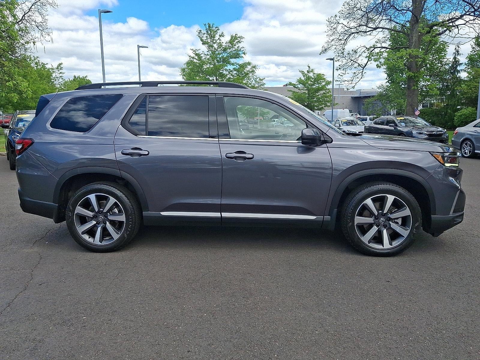 2023 Honda Pilot Elite AWD