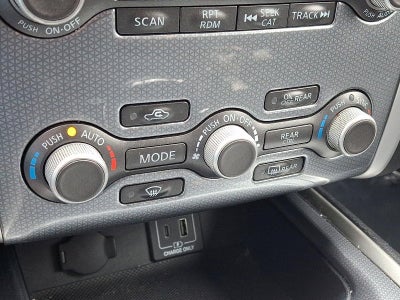 2020 Nissan Pathfinder 4x4 SL