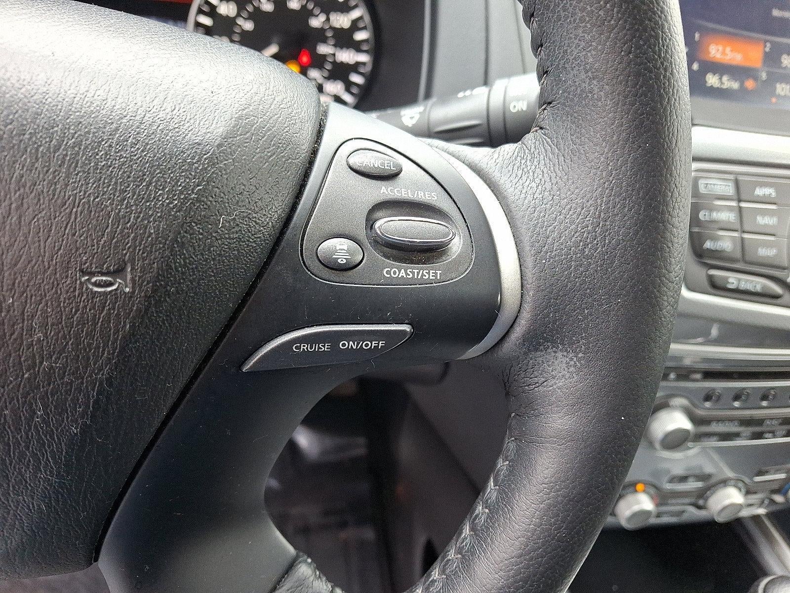 2020 Nissan Pathfinder 4x4 SL