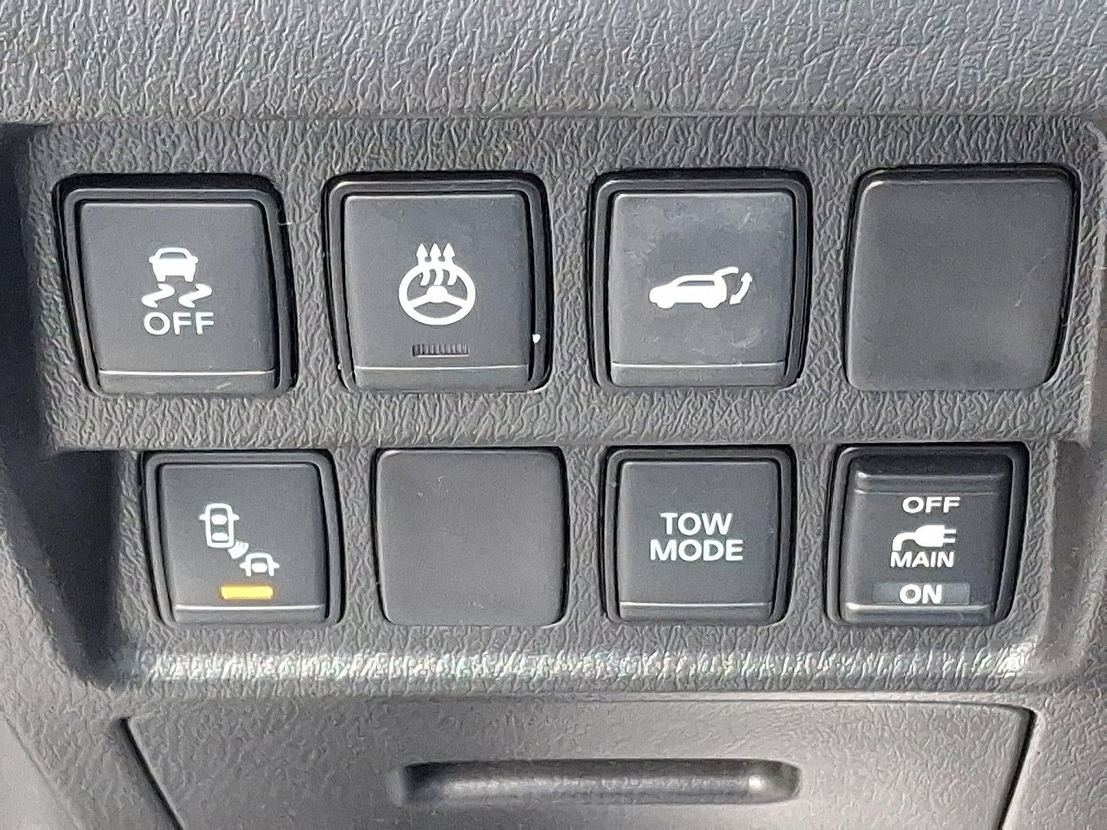 2020 Nissan Pathfinder 4x4 SL