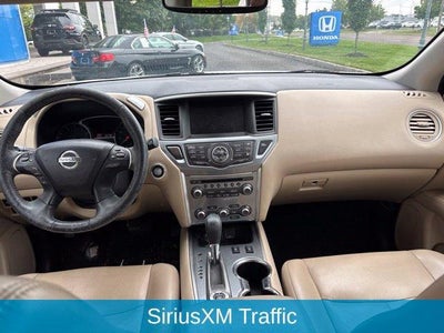 2019 Nissan Pathfinder 4x4 SL