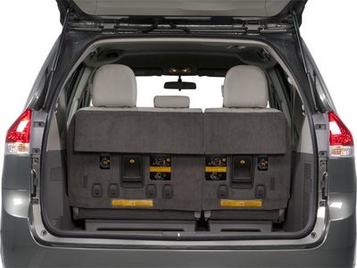 2013 Toyota Sienna 5dr 7-Pass Van V6 LE AAS FWD (Natl)