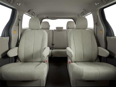 2013 Toyota Sienna 5dr 7-Pass Van V6 LE AAS FWD (Natl)