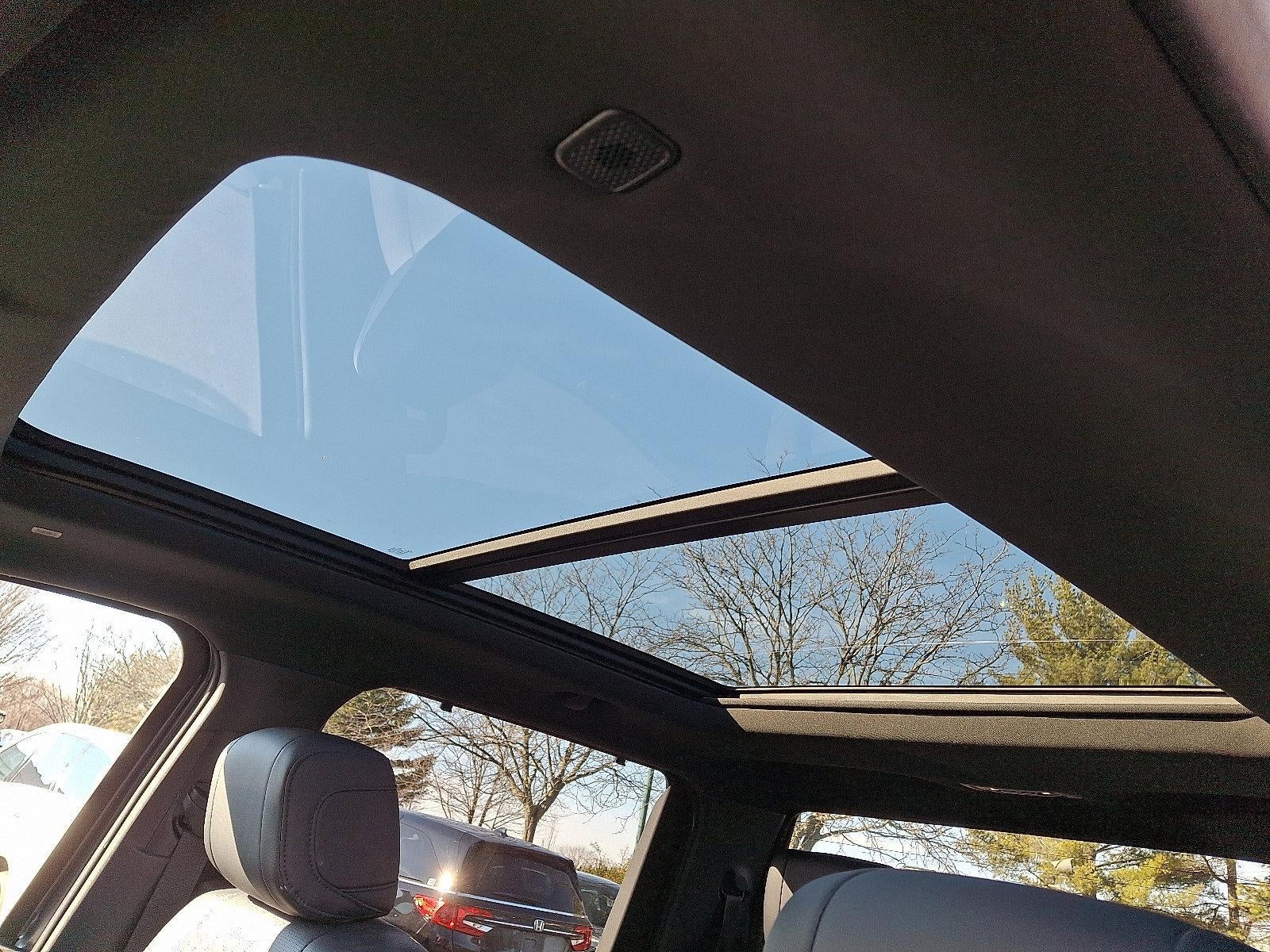 2025 Toyota Tundra 4WD 4WD Platinum CrewMax 5.5' Bed (Natl)