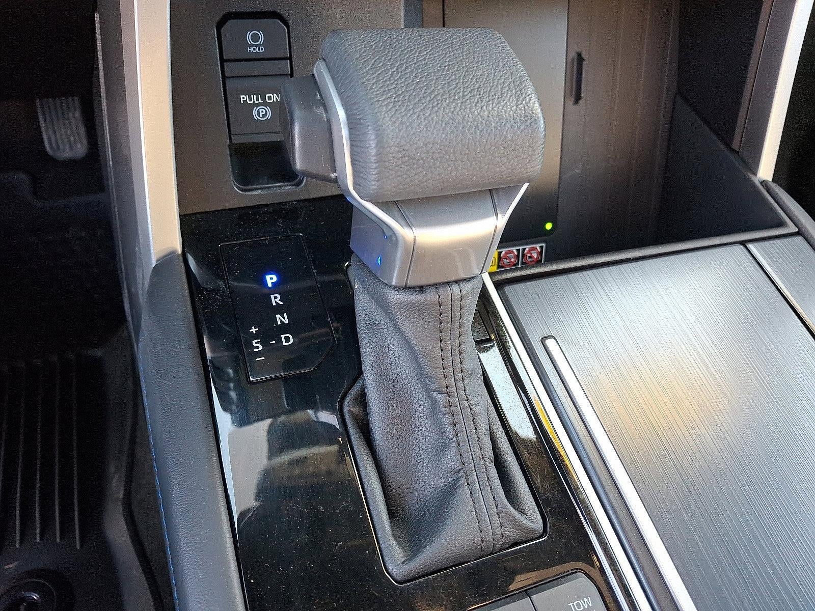 2025 Toyota Tundra 4WD 4WD Platinum CrewMax 5.5' Bed (Natl)