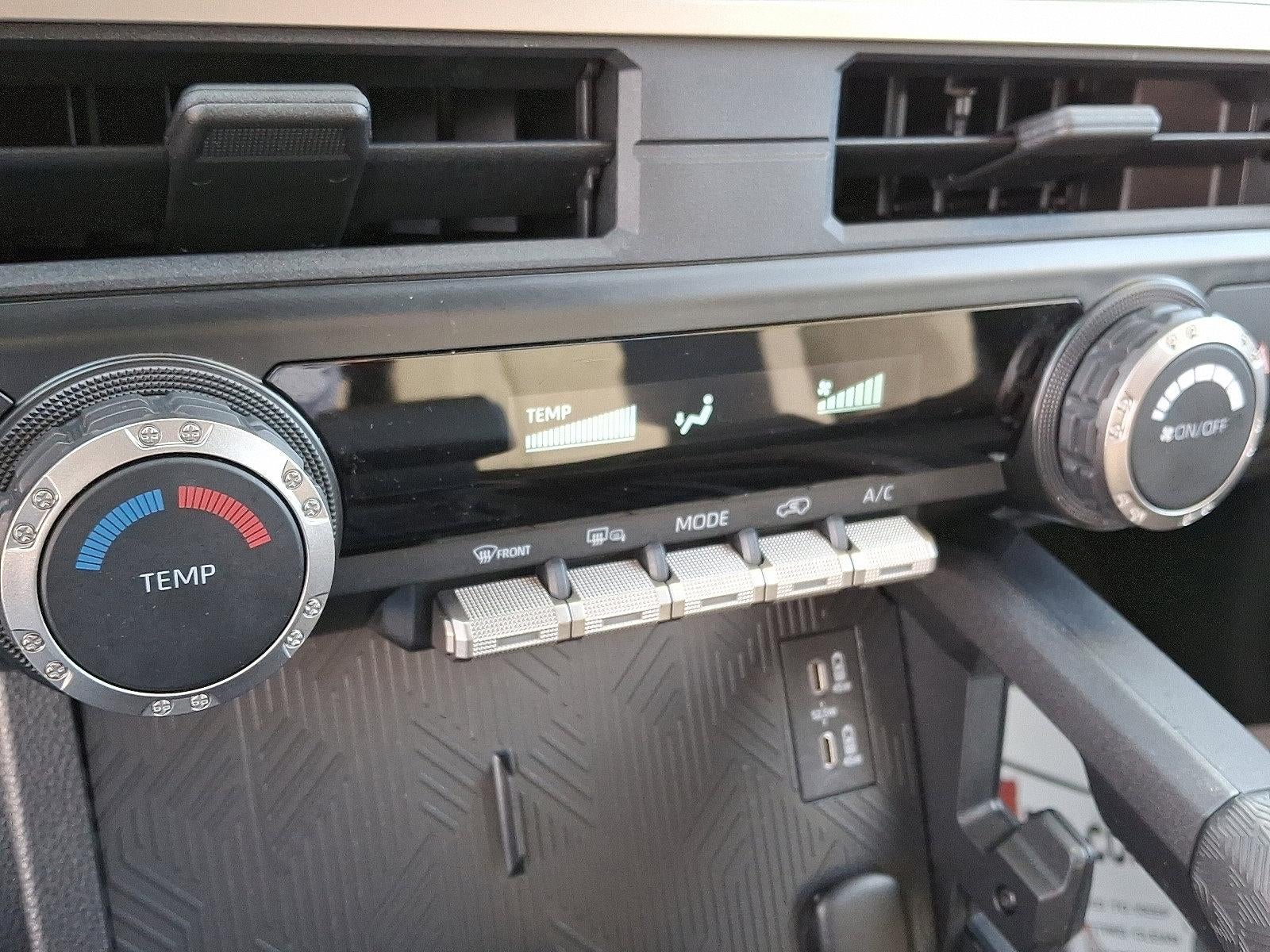 2025 Toyota 4Runner SR5 4WD (GS)