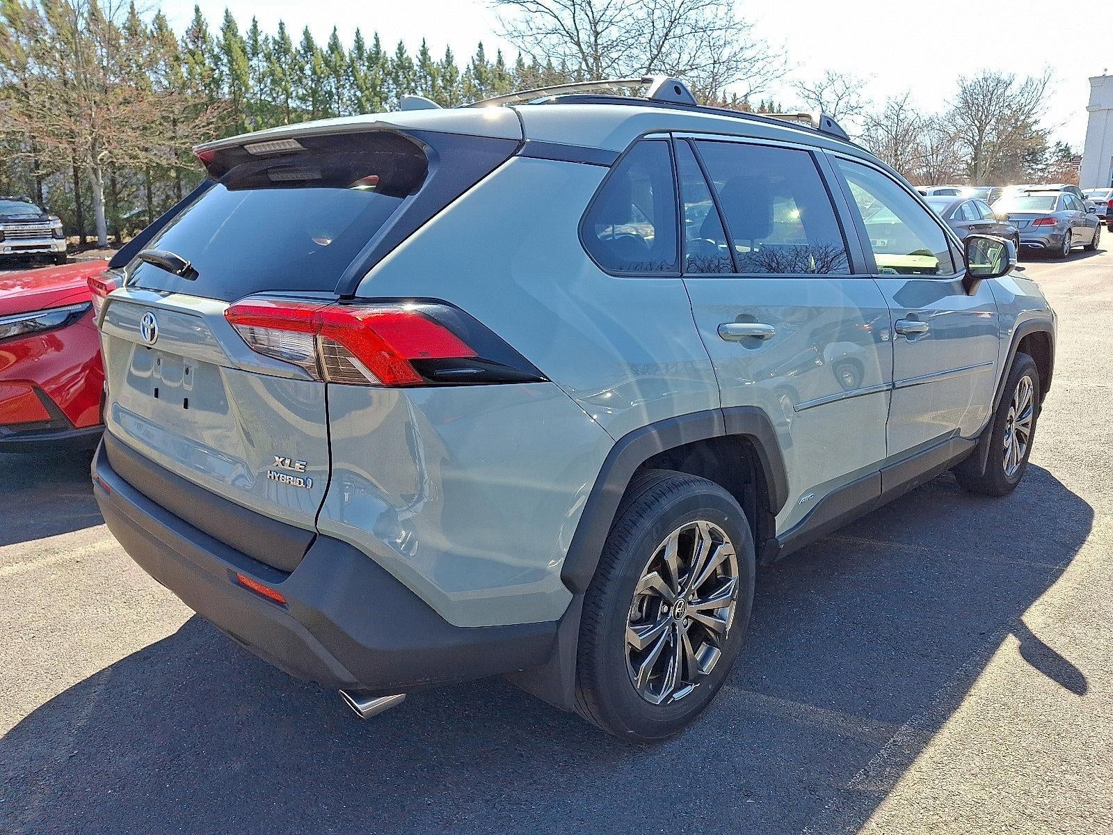 2023 Toyota RAV4 Hybrid XLE Premium AWD (Natl)
