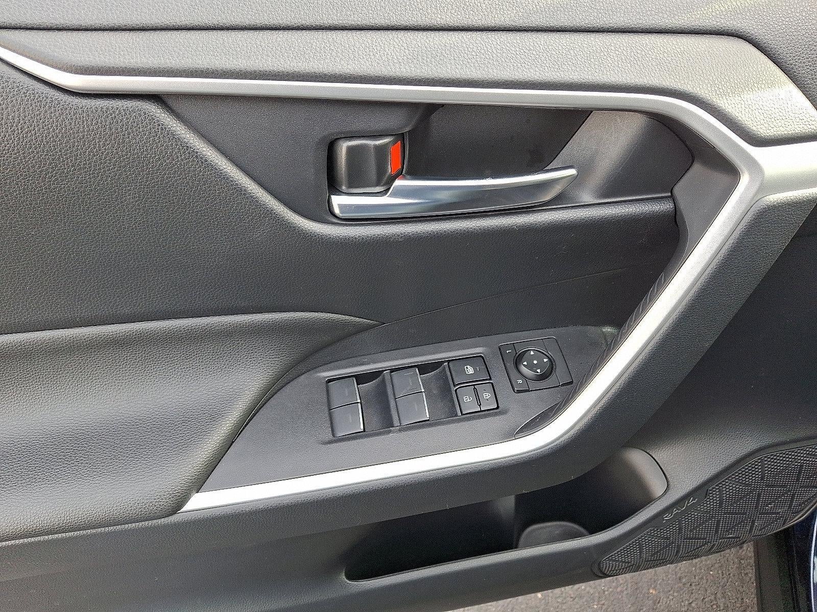 2025 Toyota RAV4 Hybrid XLE AWD (Natl)