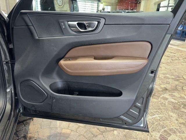 2018 Volvo XC60 T5 AWD Momentum