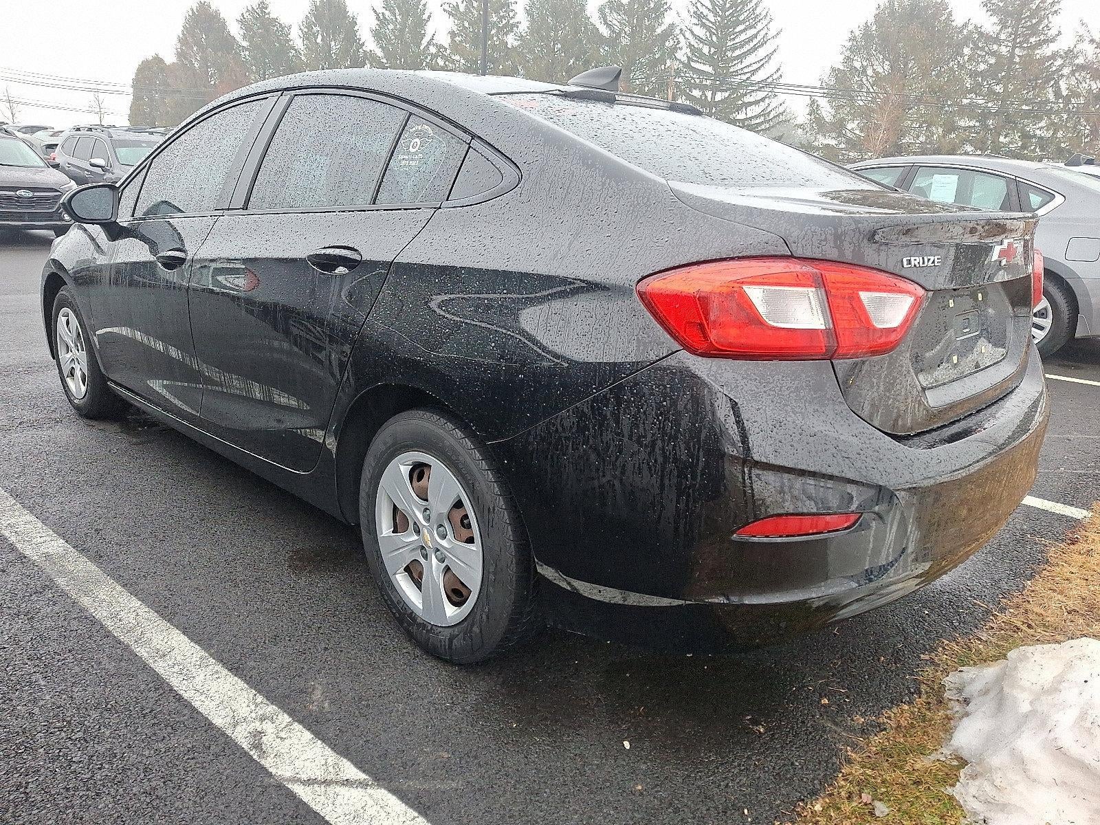 2018 Chevrolet Cruze Sedan LS (Automatic)