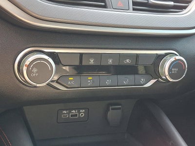 2024 Nissan Altima 2.5 SR Sedan