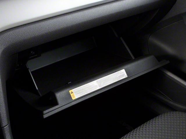 2013 Volkswagen Passat 4dr Sdn 2.5L Auto S w/Appearance PZEV *Ltd Avail*