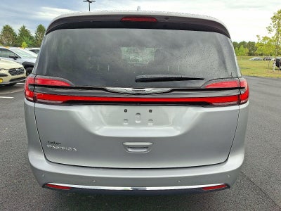 2021 Chrysler Pacifica Touring L FWD