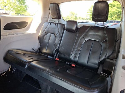 2023 Chrysler Pacifica Touring L FWD