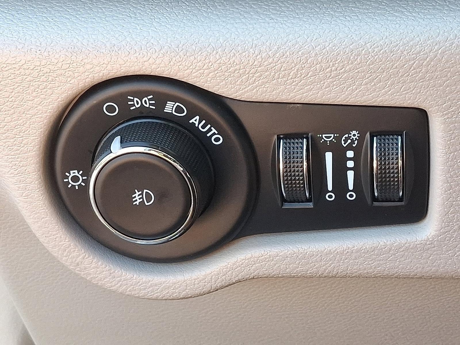 2023 Chrysler Pacifica Touring L FWD