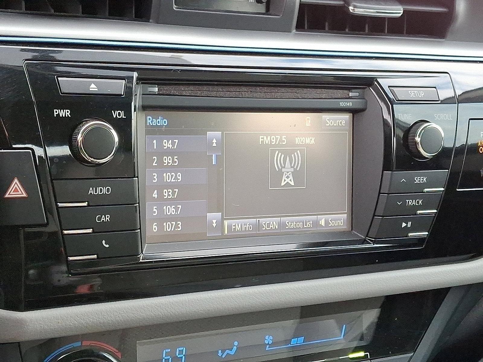 2015 Toyota Corolla 4dr Sdn CVT Auto LE (Natl)