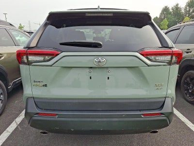 2020 Toyota RAV4 XLE Premium AWD (Natl)