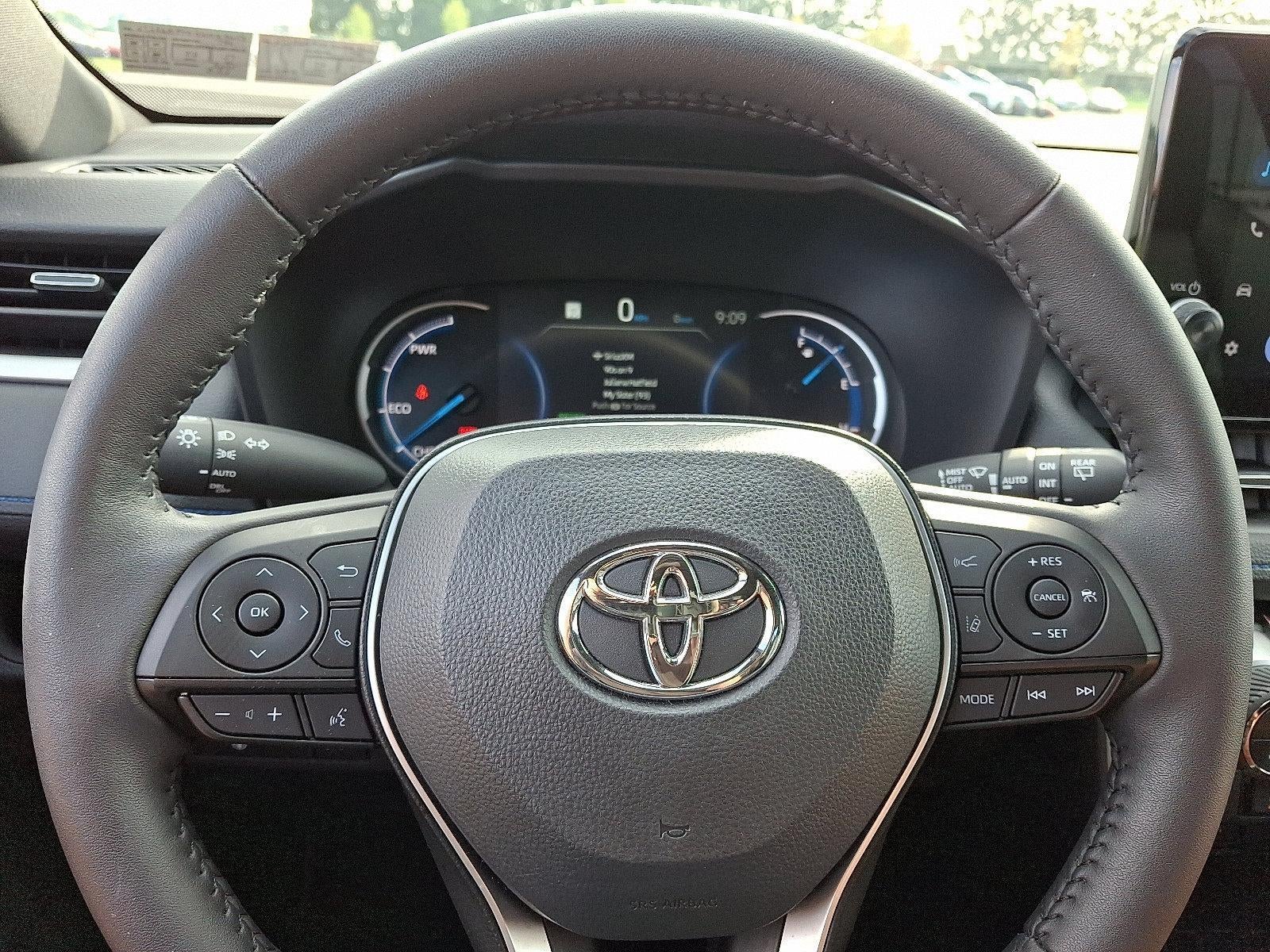 2025 Toyota RAV4 Hybrid XSE AWD (Natl)
