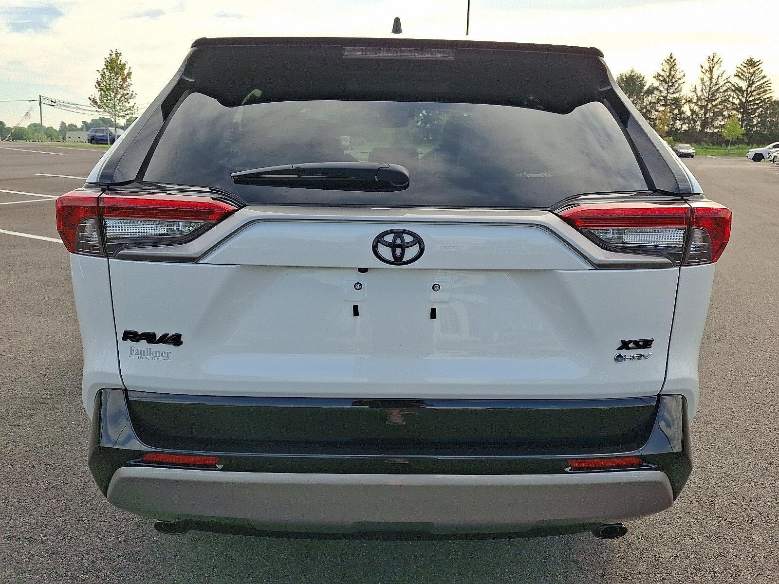2025 Toyota RAV4 Hybrid XSE AWD (Natl)