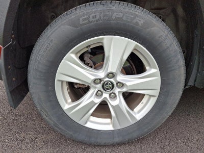 2020 Toyota RAV4 XLE AWD (Natl)