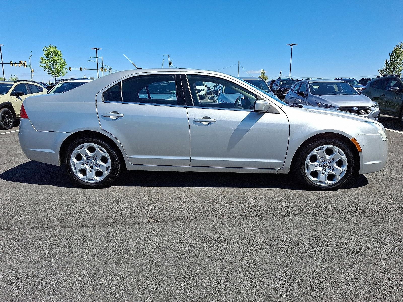 2010 Mercury Milan 4dr Sdn FWD