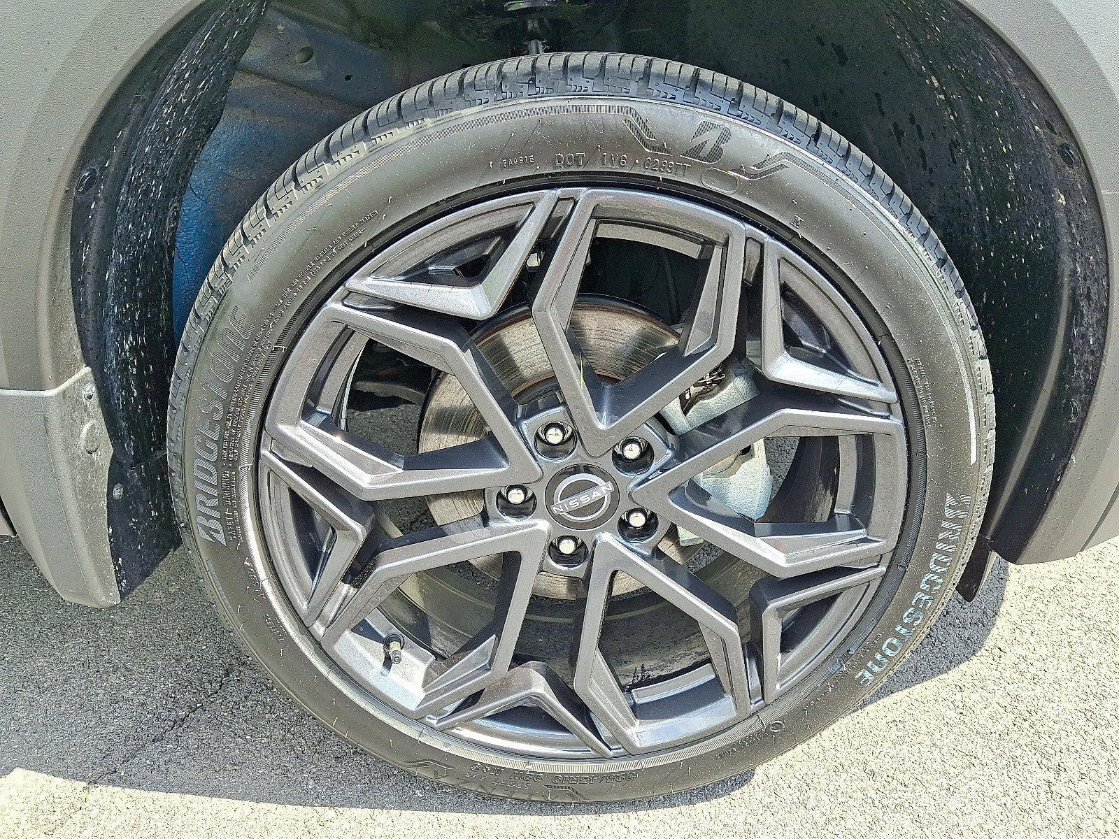 2025 Nissan Kicks SR AWD