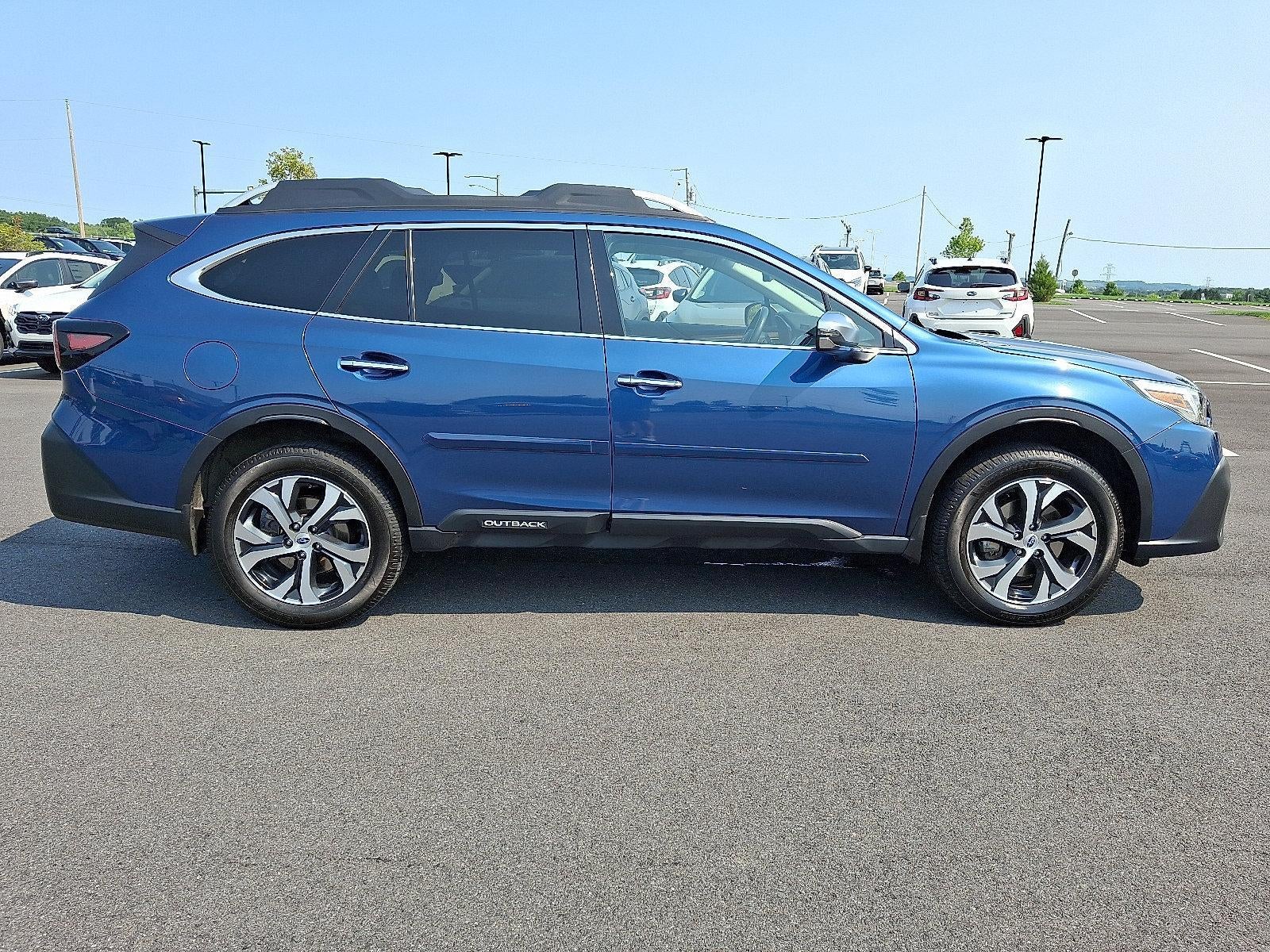 2022 Subaru Outback Touring CVT