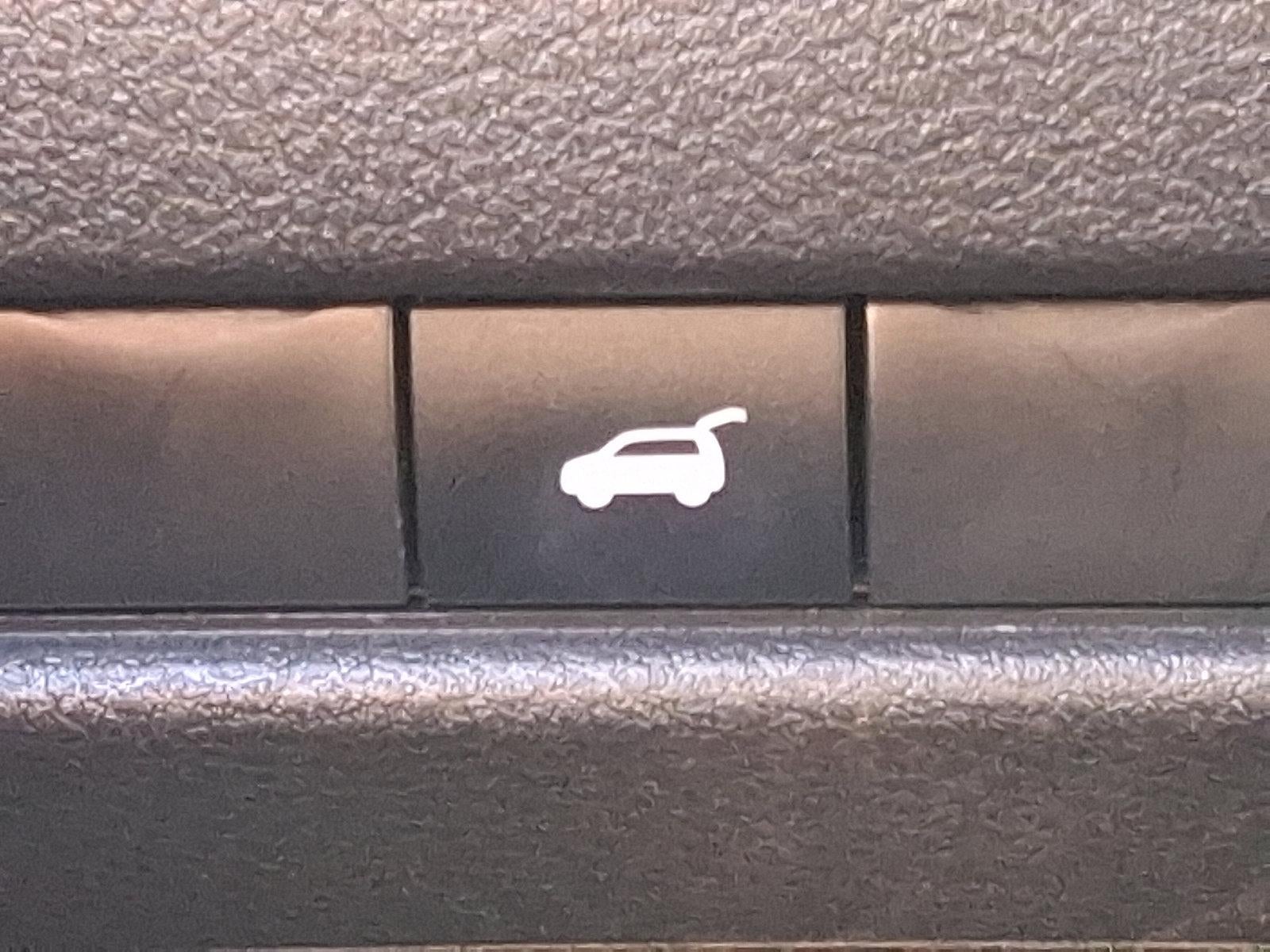 2022 Nissan Rogue AWD SV