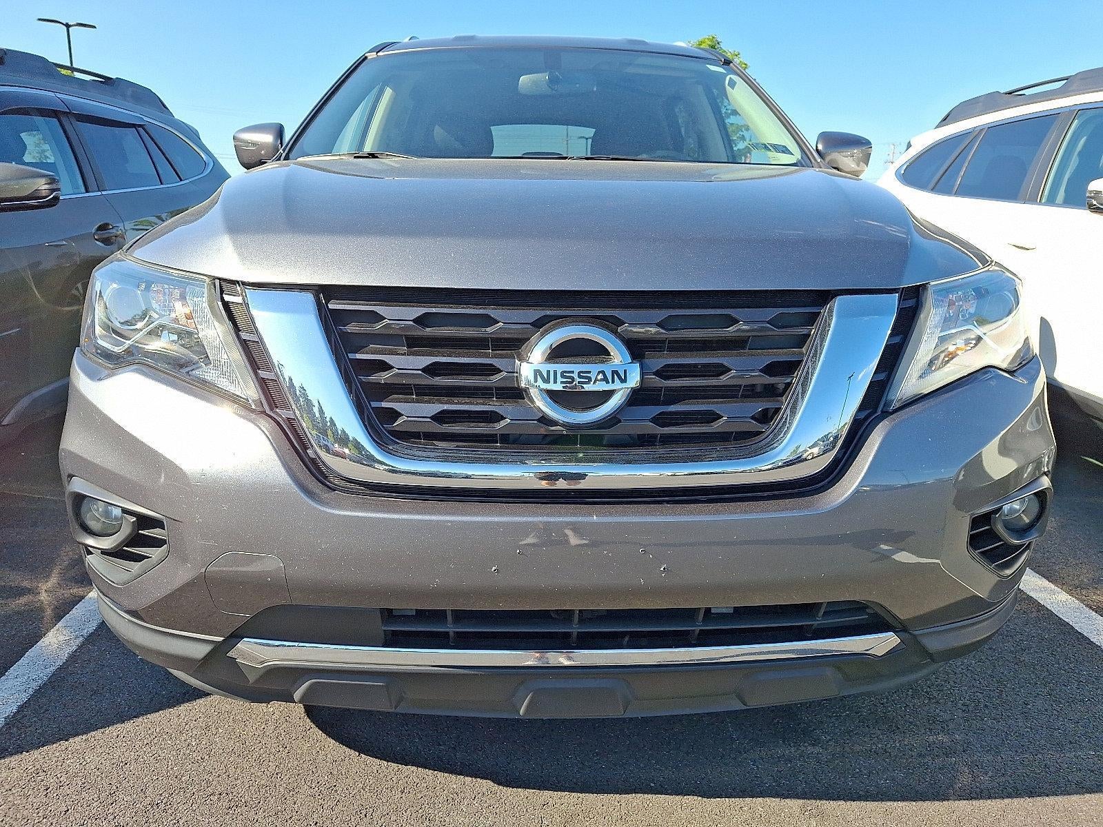 2020 Nissan Pathfinder 4x4 SV