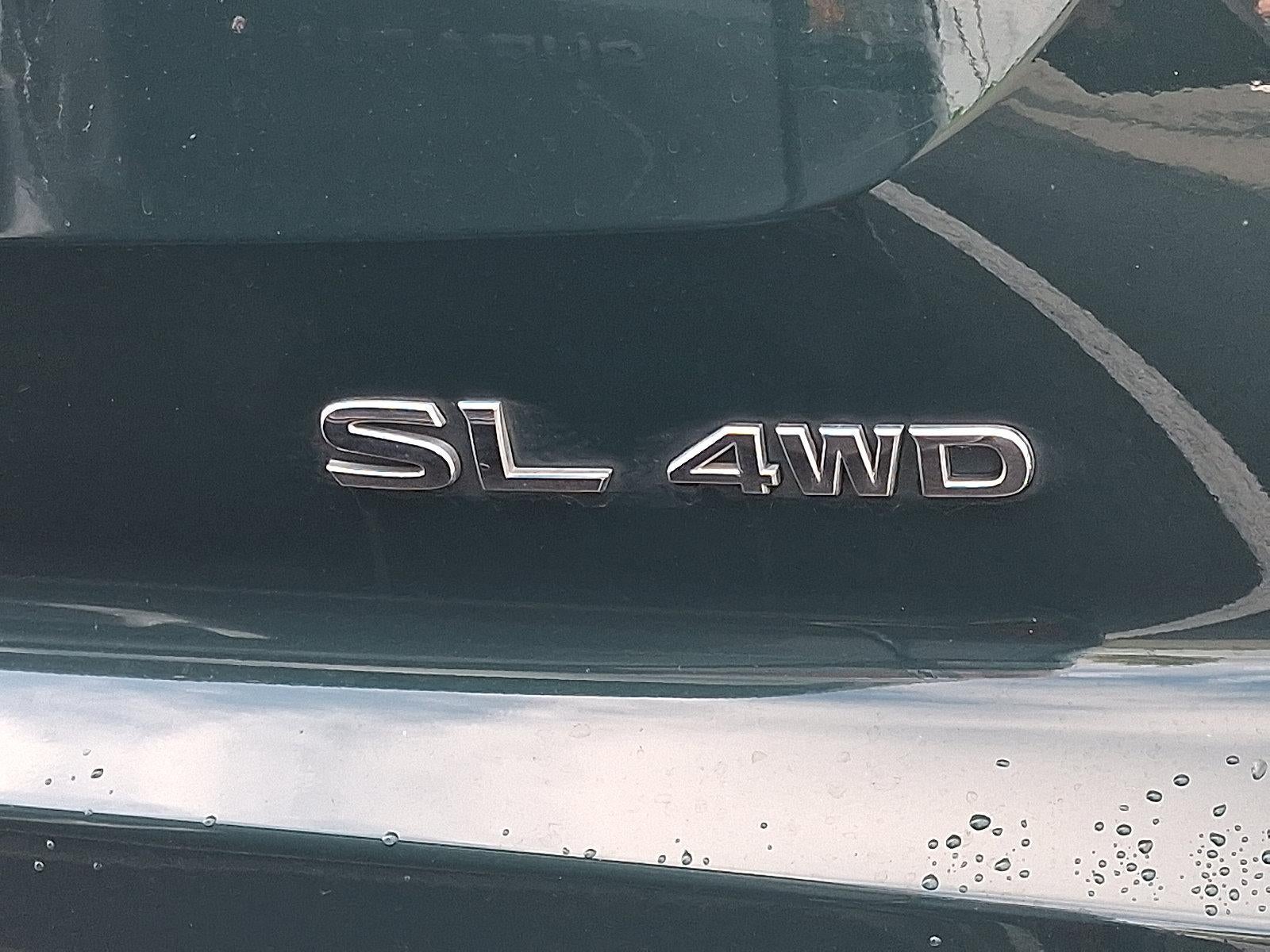 2023 Nissan Pathfinder SL 4WD