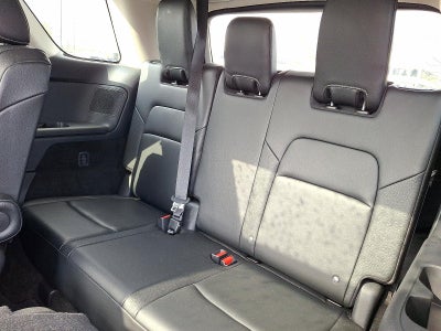 2023 Nissan Pathfinder SL 4WD
