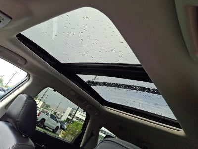 2023 Nissan Pathfinder SL 4WD
