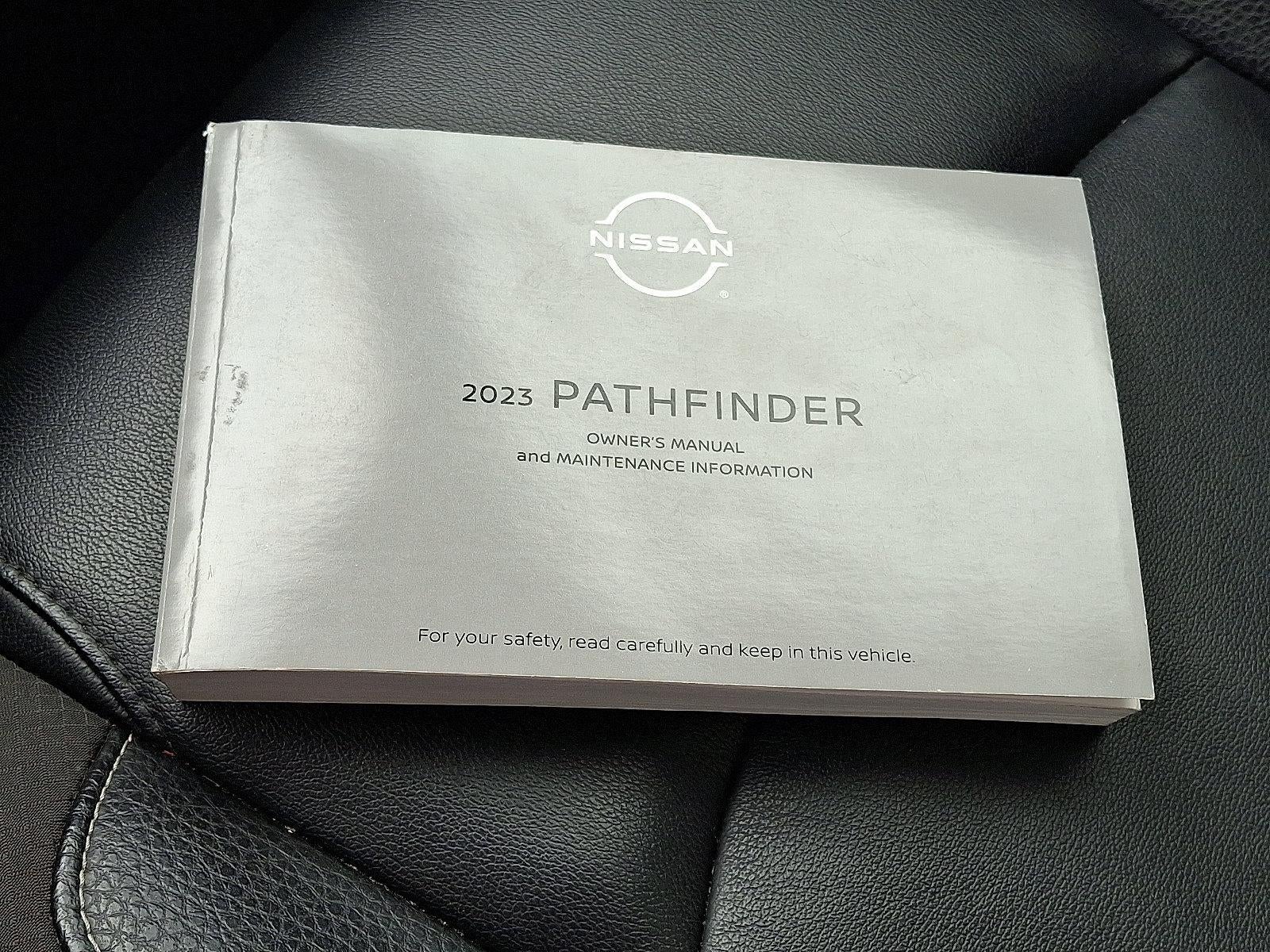 2023 Nissan Pathfinder SL 4WD