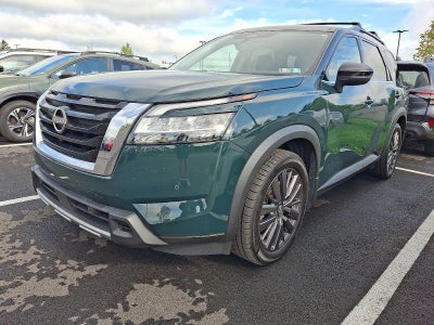 2023 Nissan Pathfinder SL 4WD
