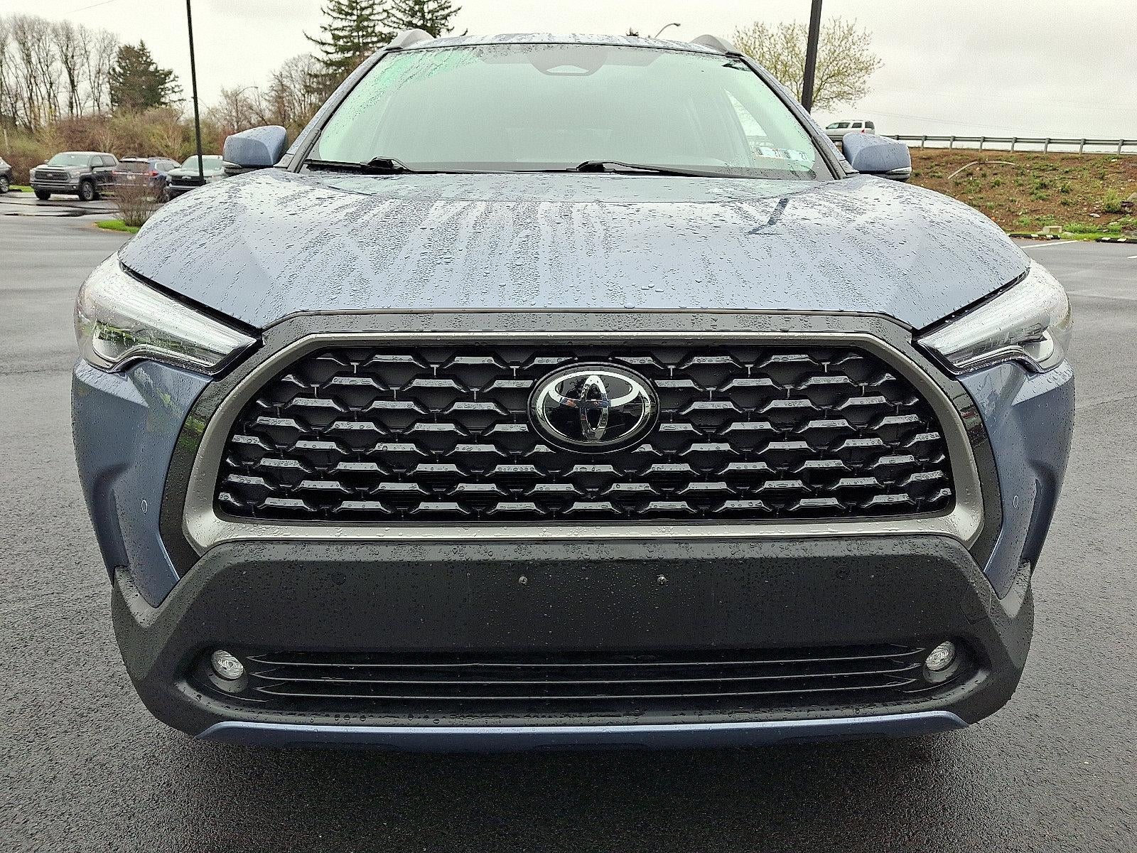 2024 Toyota Corolla Cross XLE 4WD (Natl)