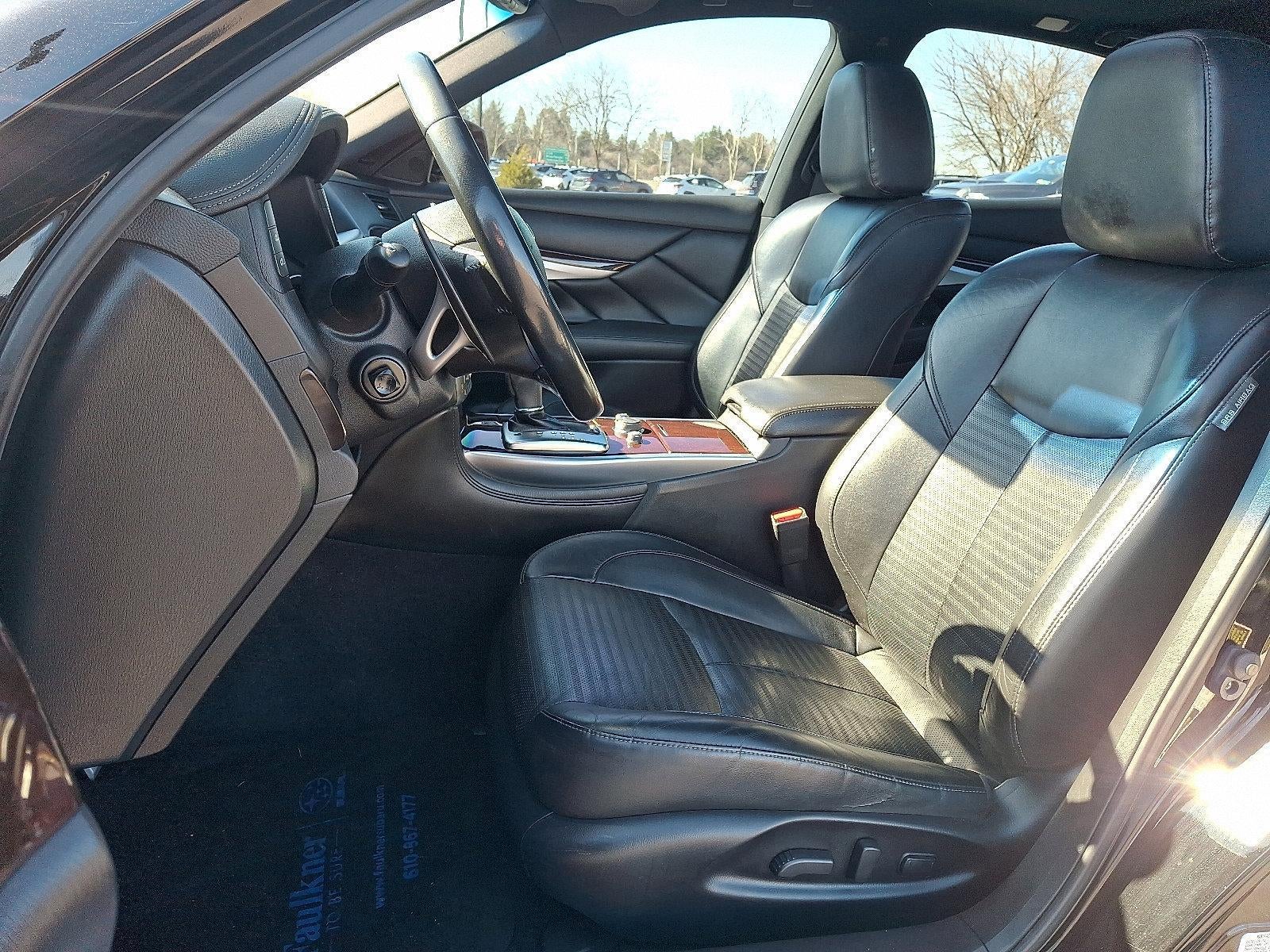 2015 INFINITI Q70 3.7 AWD