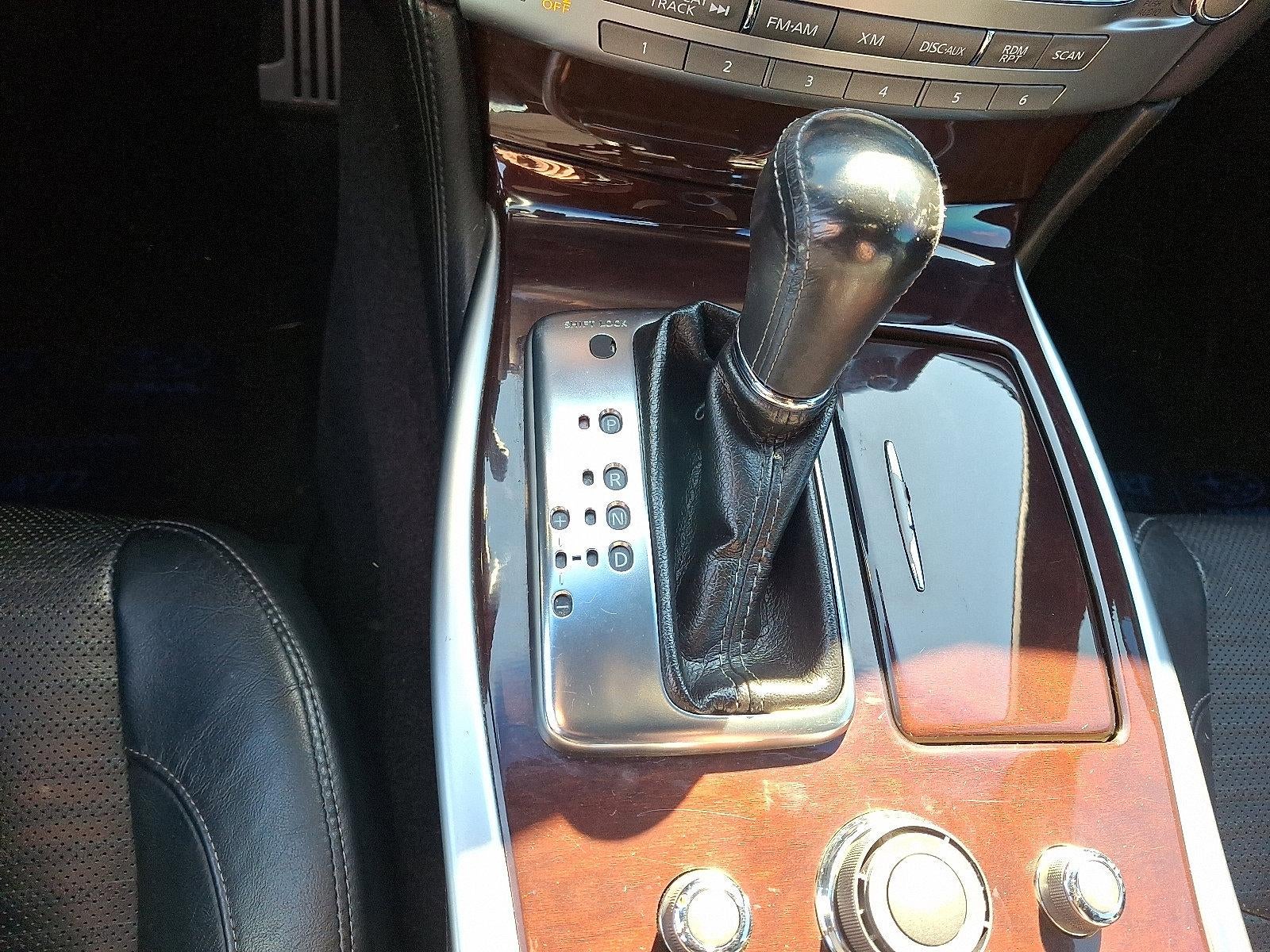 2015 INFINITI Q70 3.7 AWD